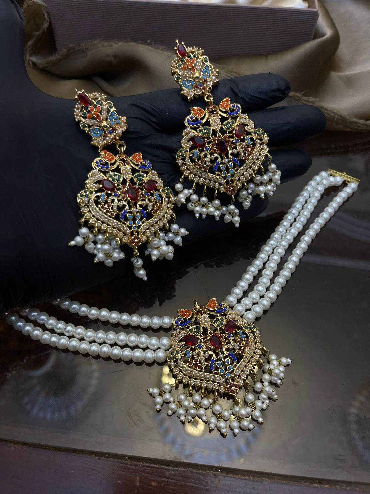 Premium Quality Golden Based Nauratan Necklace Set