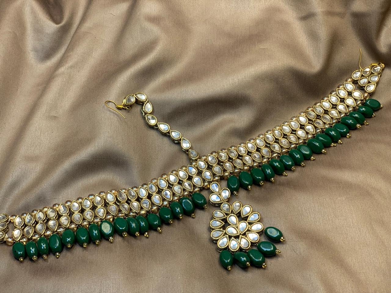 Premium Quality Golden Based Kundan Studded Customized Colour Beading Head Piece ( Matha Patti)