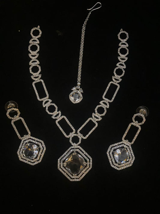 Rhodium Plated Zircon Necklace Set