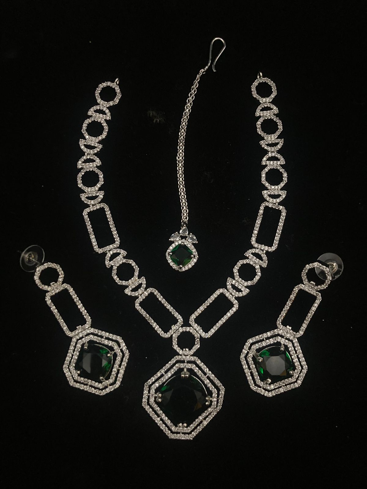 Rhodium Plated Zircon Necklace Set