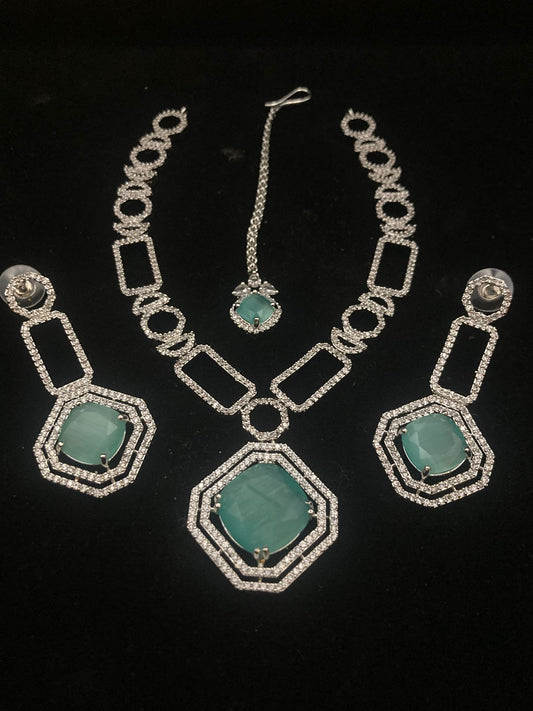 Rhodium Plated Zircon Necklace Set