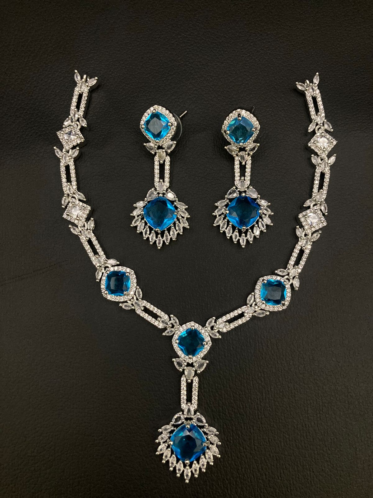 Rhodium Plated Zircon Plated Necklace Set