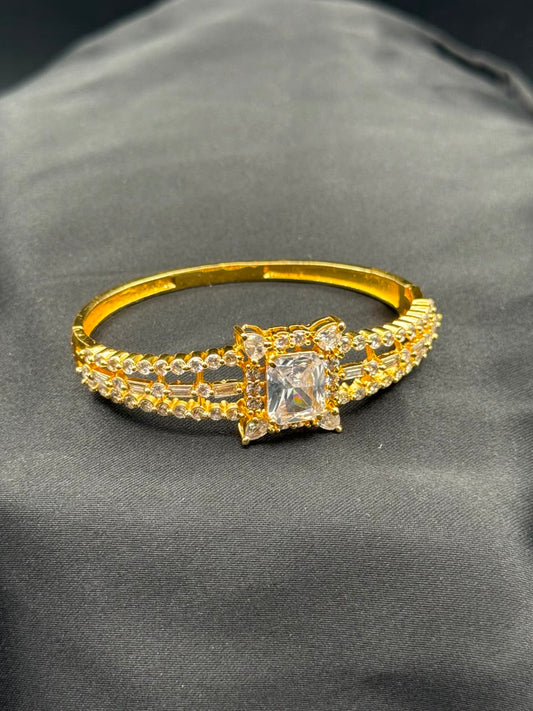 Premium Quality Zircon Studded Openable Bracelet
