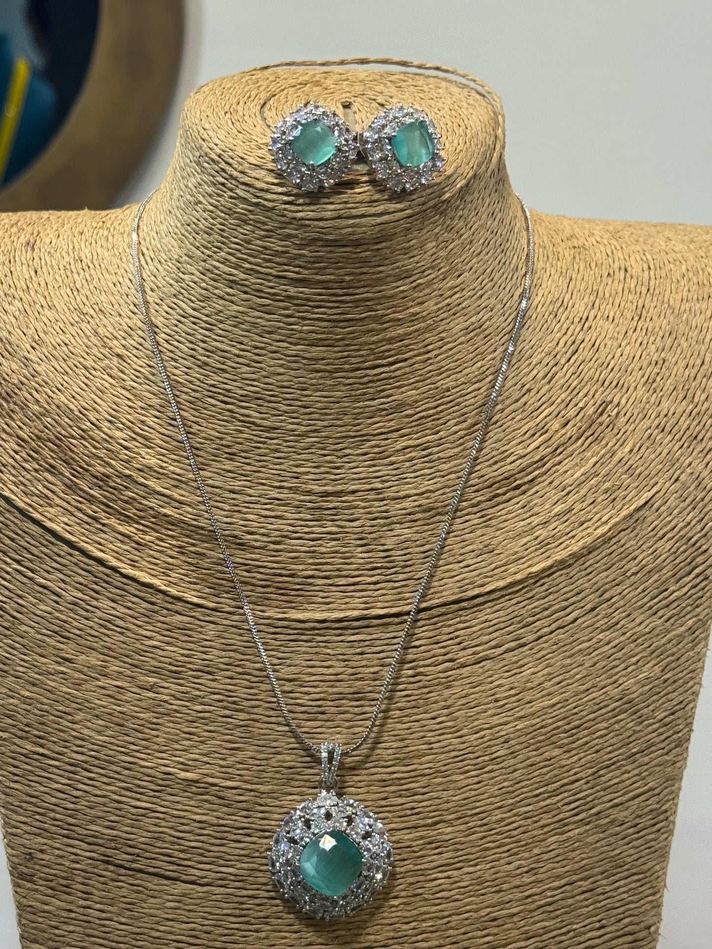 Stylish AD Pendant Set | The Jewels Merchant