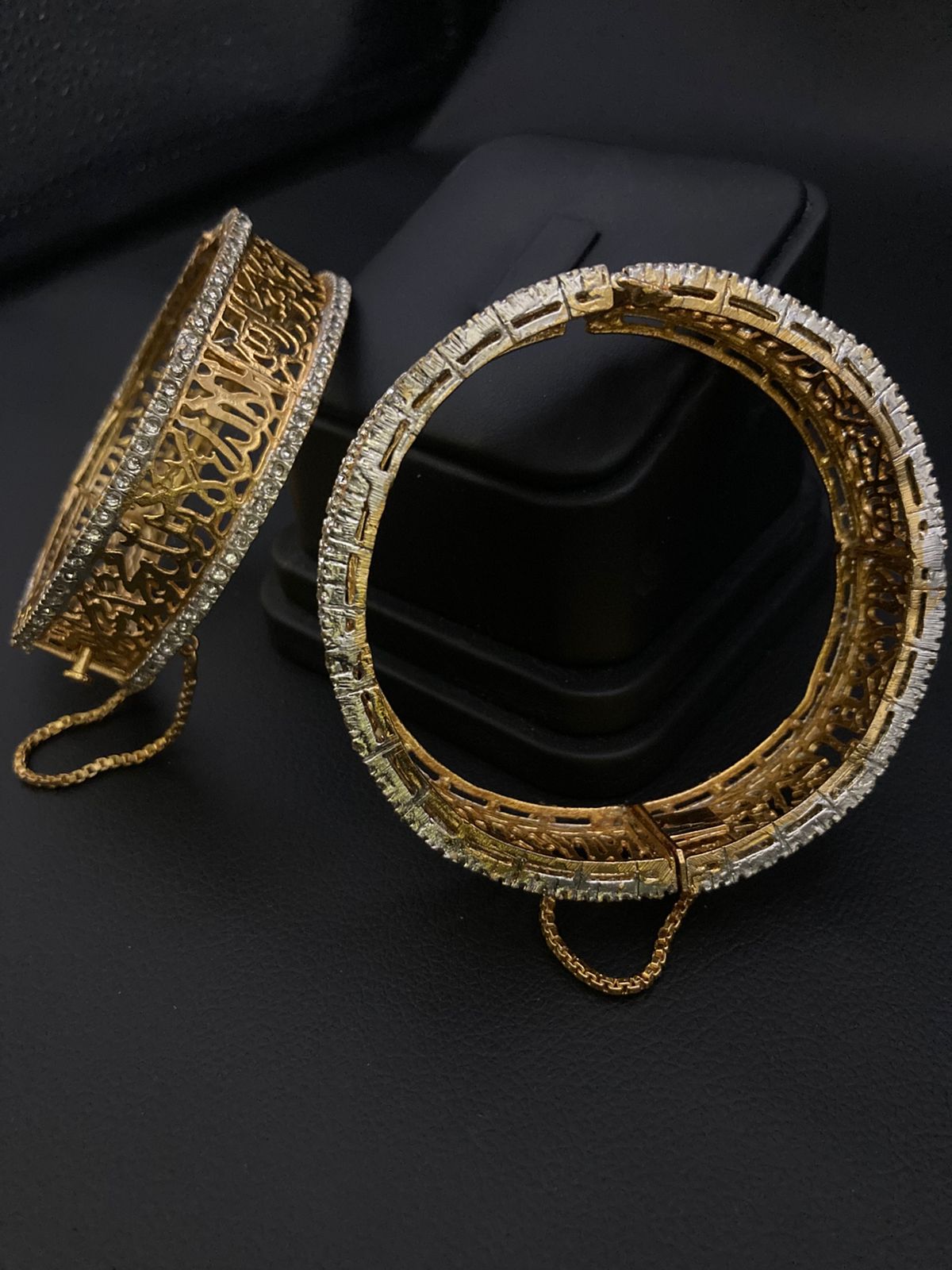 Rhodium Plated Openable Kalma Written Bangle