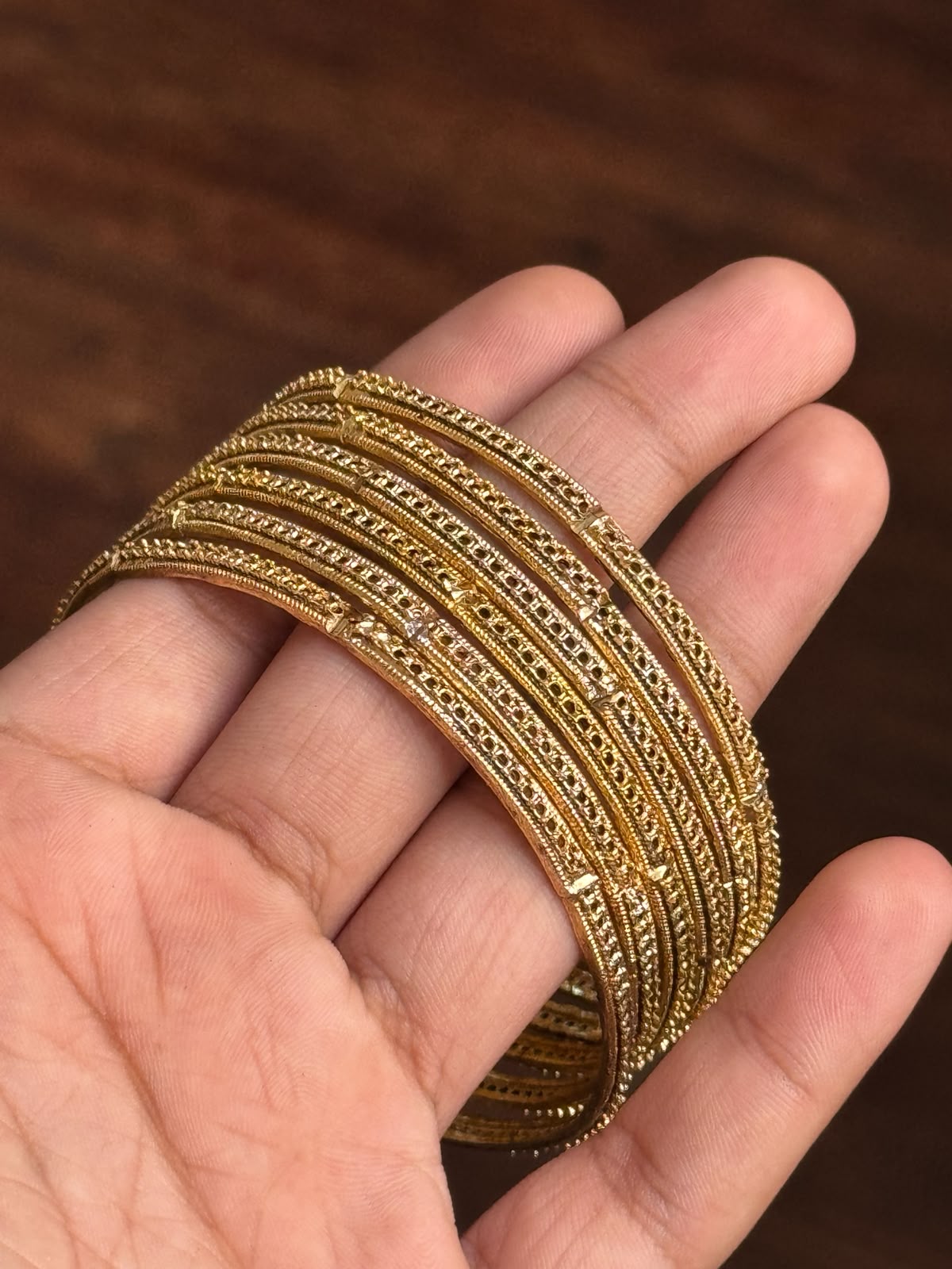 Premium Quality Gold Polish Bangles  (4 Pc )